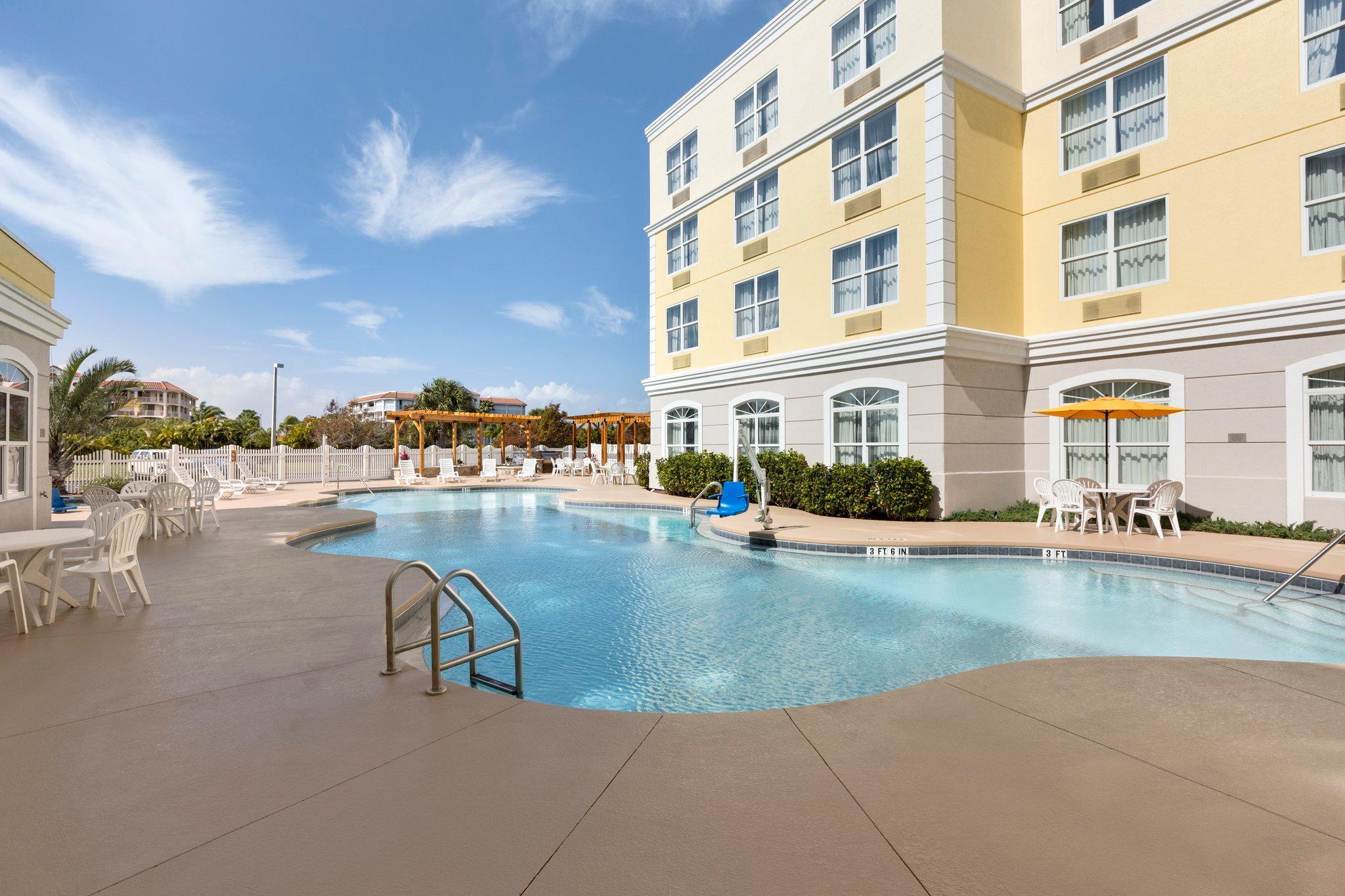 Country Inn & Suites By Radisson, Port Canaveral, Fl Cabo Cañaveral Exterior foto
